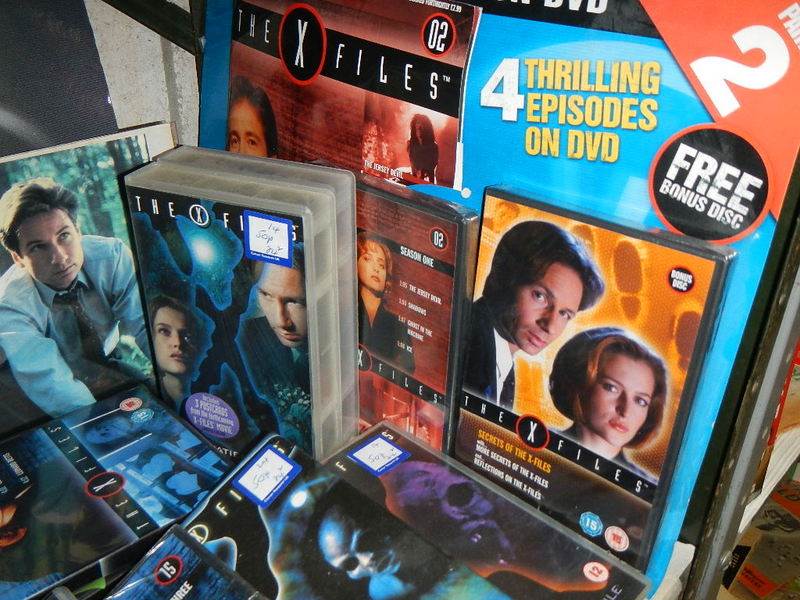 On shelf on Magazines, books, videos, CD's etc., relating to The X Files. - Image 6 of 7