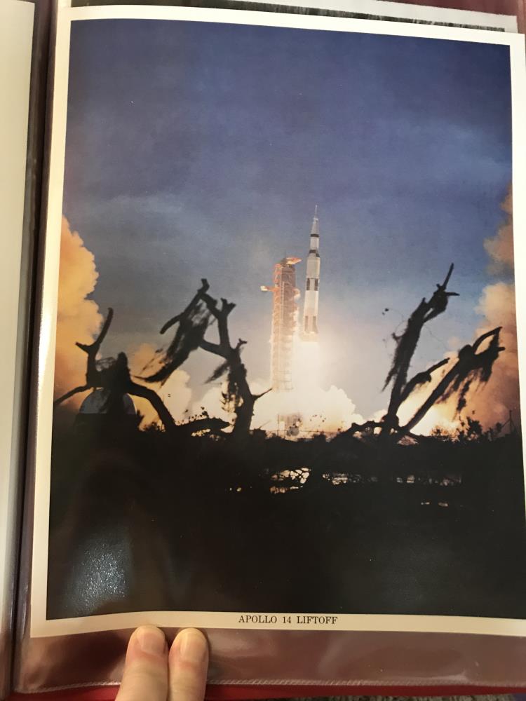 A large quantity of Apollo astronaut photo's, some signed but not authenticated. - Image 8 of 33