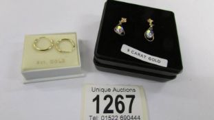 2 pairs of 9ct gold earrings.