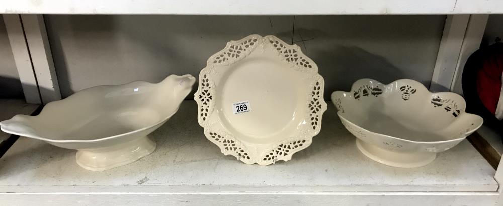 2 large cream ware bowls a cream ware plate