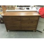 An oak 6 drawer chest. ****Condition report**** Height 71cm. Width 120cm. Depth 44.