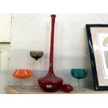 4 items of coloured art glass (collect only)