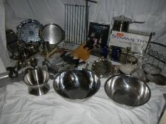 A large quantity of good clean kitchenware.