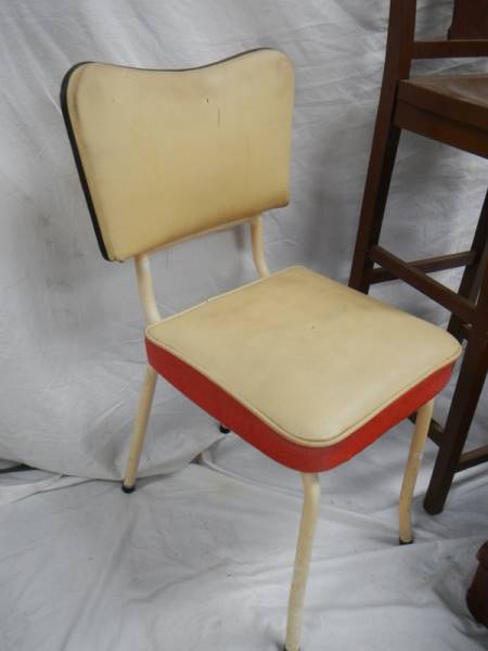 A tall straight backed chair, 2 1960's vinyl chairs and 3 vintage suitcases. - Image 3 of 5