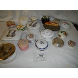 17 assorted pill boxes all in good condition.