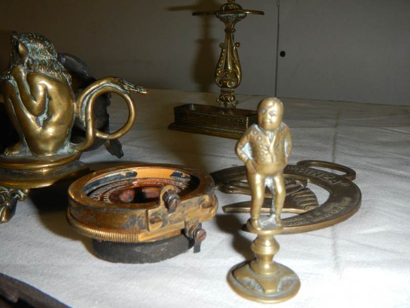 A mixed lot of small brass and bronze items including Chamber Candlestick, animals, hat pin stand, - Image 4 of 6