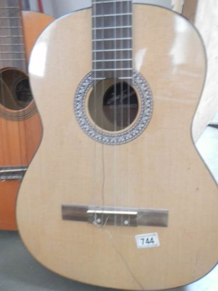 A Dulcet classical guitar, an 'El Primo' guitar, a practice amp and a Lark cased violin. - Image 5 of 6