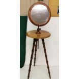 Georgian mahogany Gent’s Wash Stand, a pivoting mirror over a round shelf, on 3 bamboo style legs,