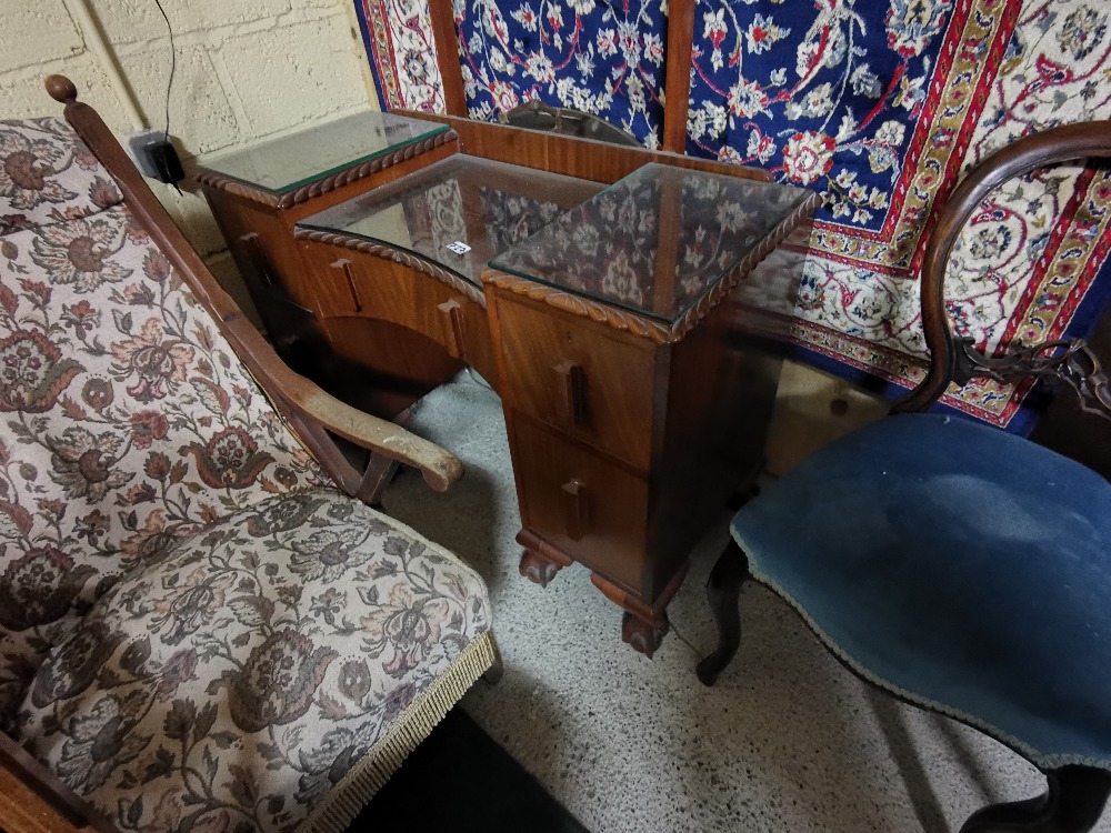 3-piece 1950s mahogany Bedroom Suite, including 4’ 6” bed ends, mattress (as new) and base, dressing - Image 2 of 2