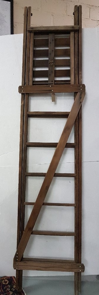 Wooden folding 6- rung ladder, 2.4 m high