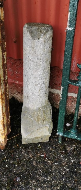 Pair of Limestone Pillars, 1 x 30cmHJ, 1 x 28cmH (incl the butt)