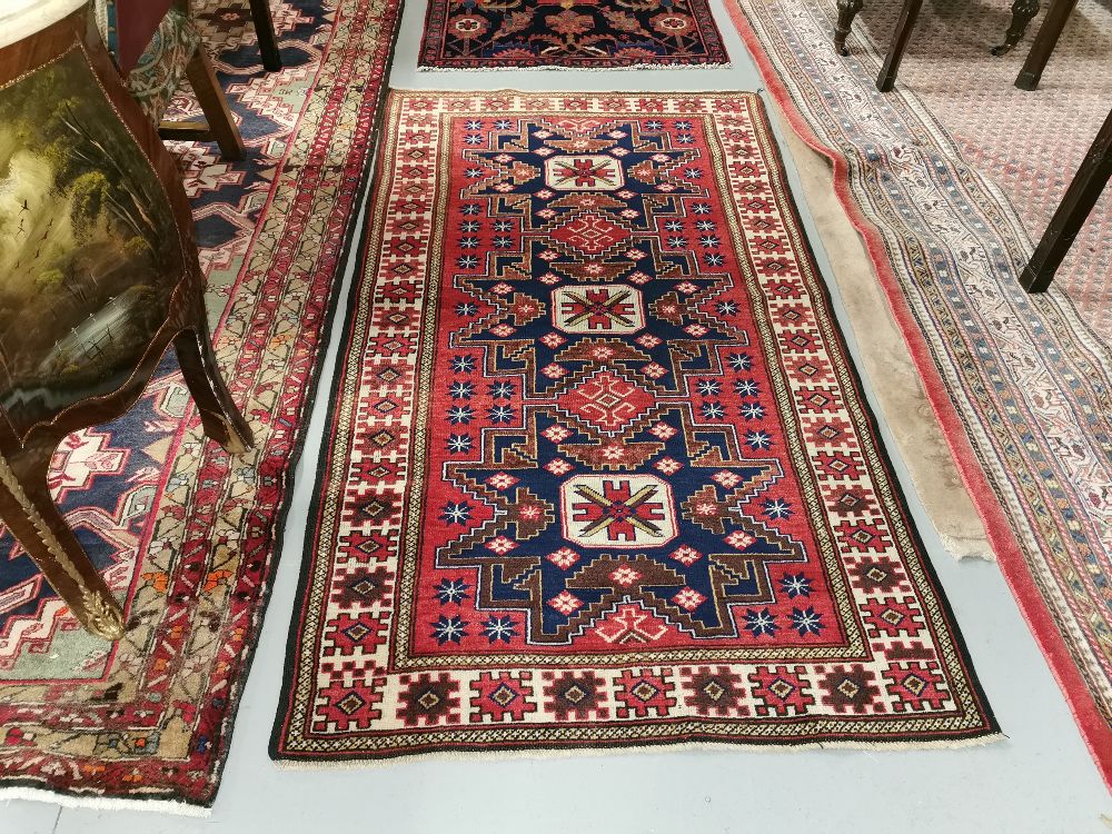 Old Persian Backshall Village Rug, 1.95 x 1.05m - Image 2 of 3