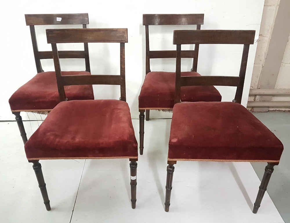 Set of 4 Edw. Mahogany Dining Chairs, with rail backs, on turned legs, red velour covered seats