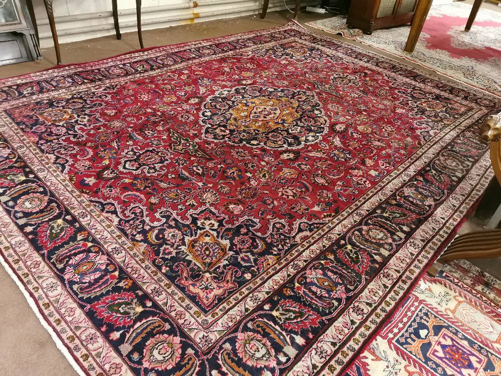 Large red ground Persian Mashad Carpet, floral medallion design, 3.8 x 2.8m - Image 2 of 3