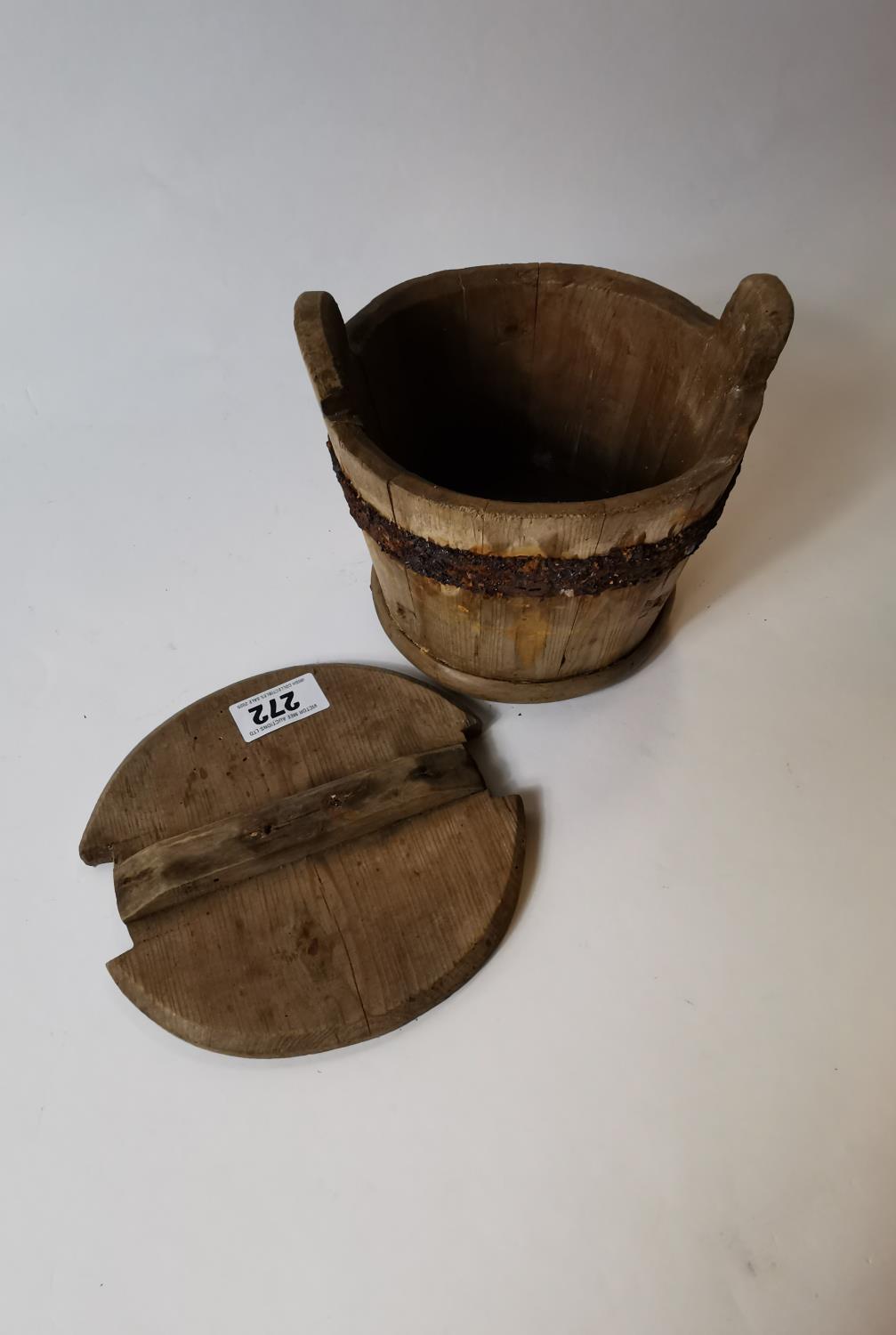 19th. C. pine storage container with original lid. (16cm H) - Image 2 of 2