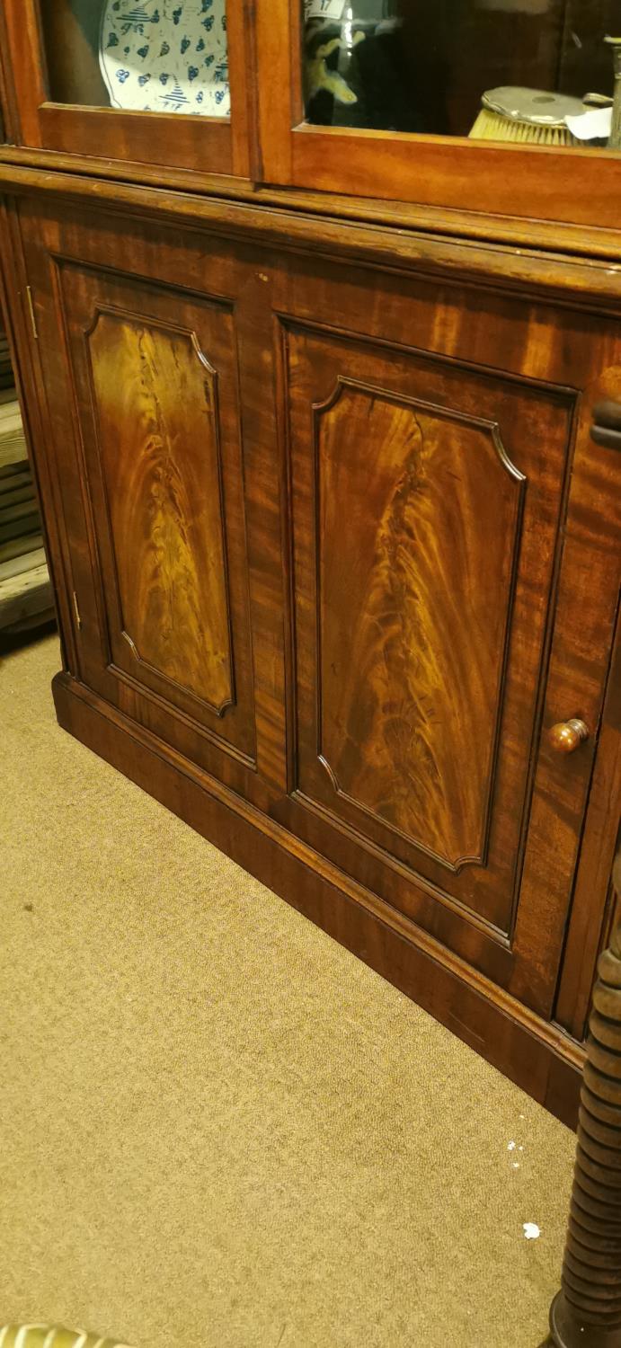 19th. C. mahogany bookcase. - Image 3 of 3