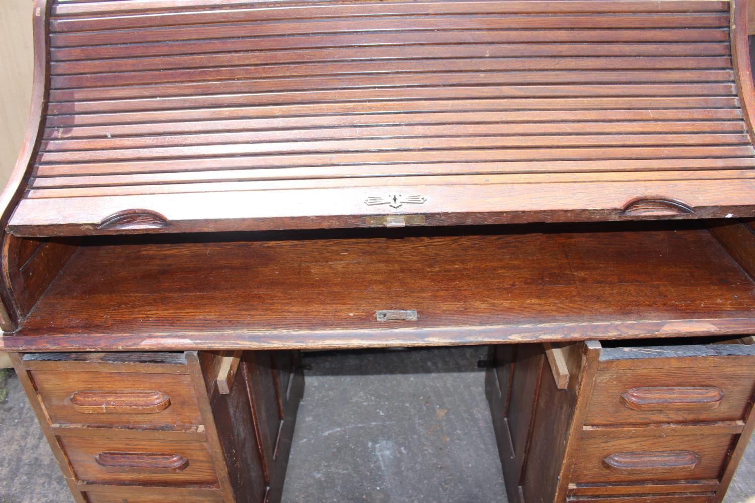 19th. C. oak rolltop pedestal desk. - Image 2 of 2