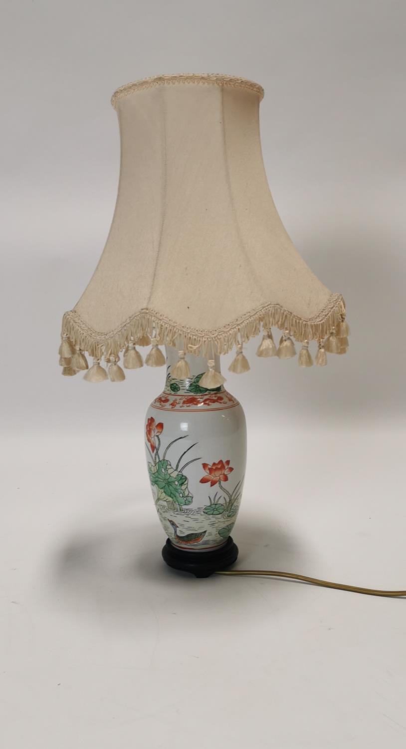 Ceramic table lamp.