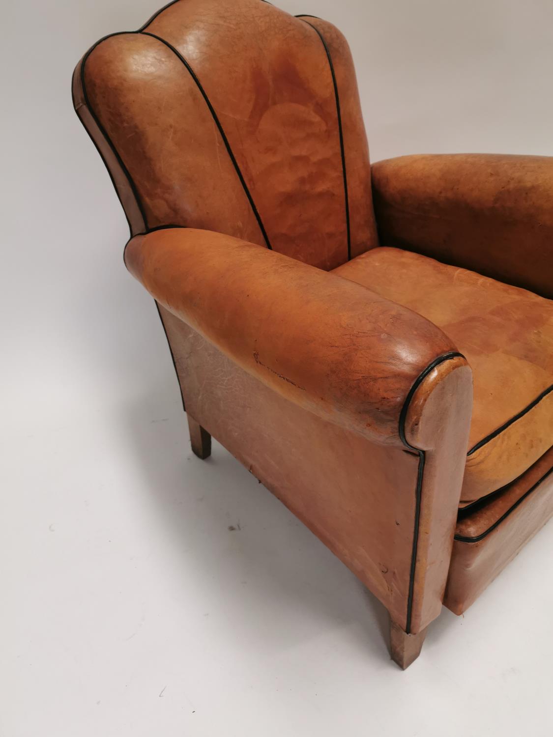 Exceptional quality Art Deco tanned leather club chair- the match of lot 210 {82 cm H x 77 cm W x 76 - Image 4 of 6