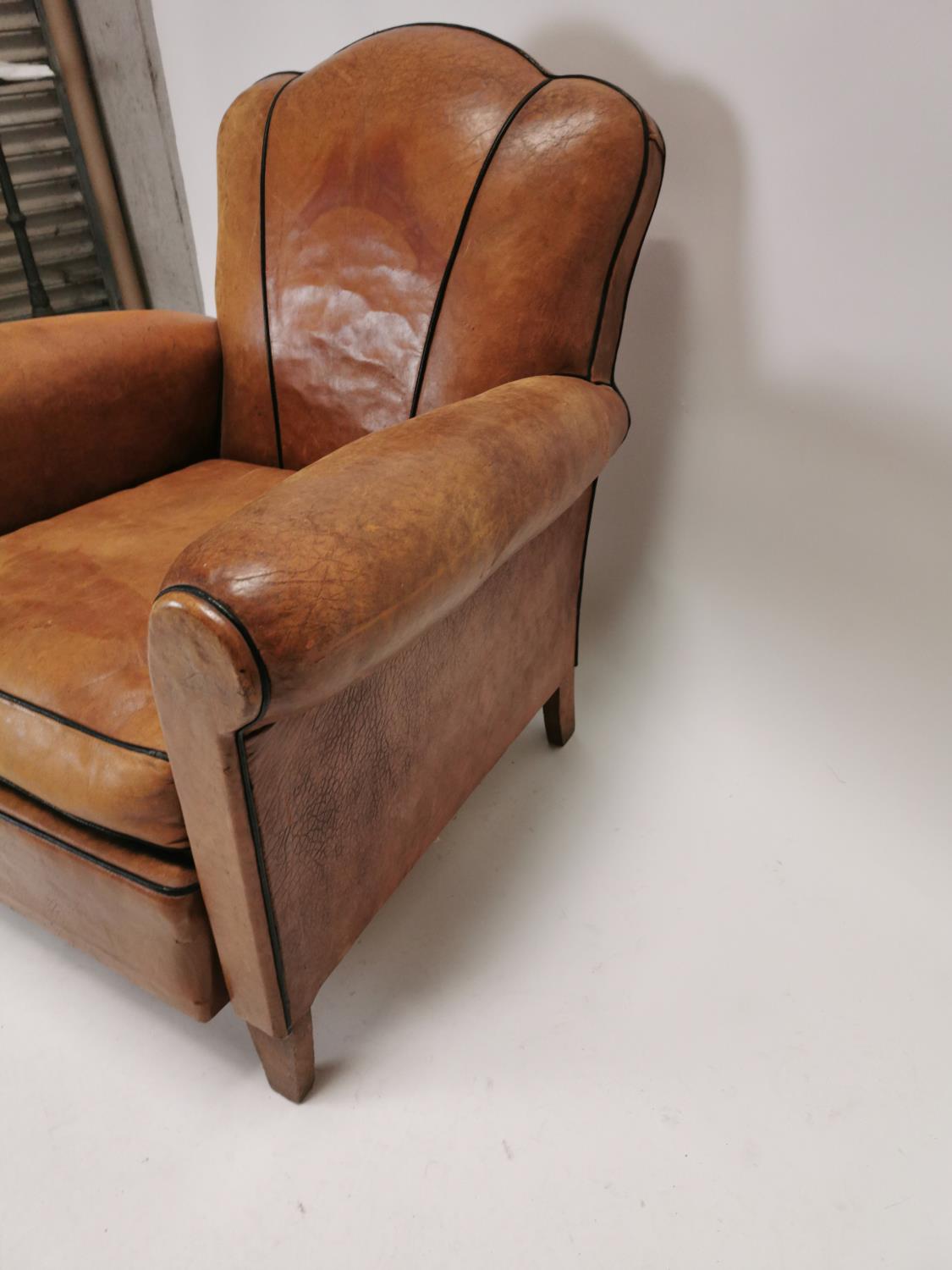 Exceptional quality Art Deco tanned leather club chair- the match of lot 210 {82 cm H x 77 cm W x 76 - Image 5 of 6