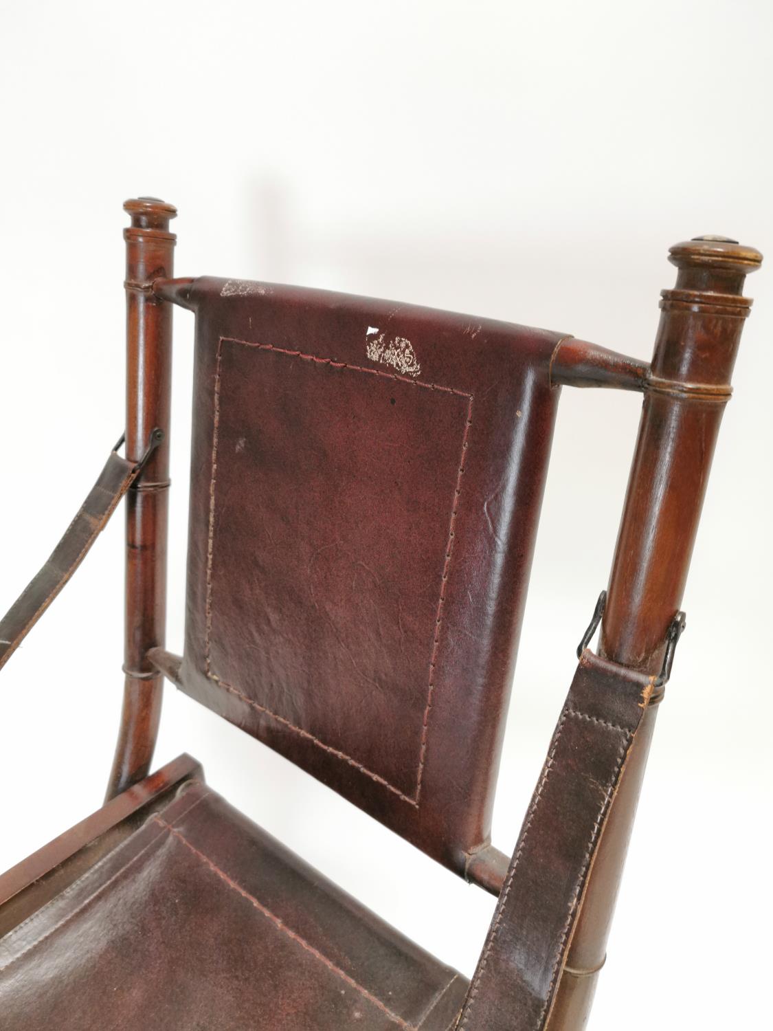 Unsual mahogany and leather folding chair {92 cm H x 50 cm W x 55 cm D}. - Image 2 of 3
