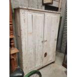 19th. C. painted pine cupboard