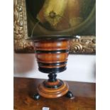 Good quality walnut and ebonised oyster bucket