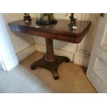 Good quality William IV. Mahogany tea table