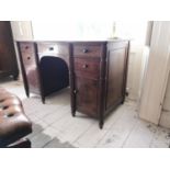 Good quality 19th C. mahogany kneehole desk