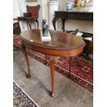 19th. C. mahogany centre table