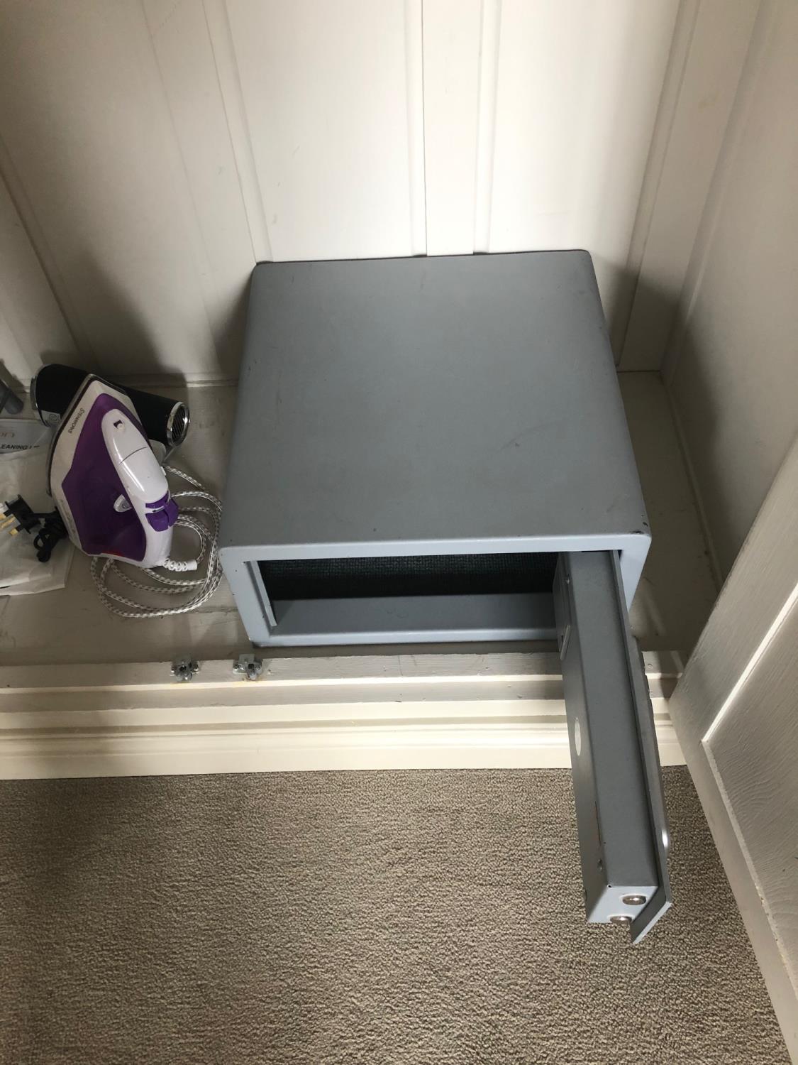 2 Combination Safe W 30cm - Image 2 of 2