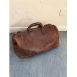 Antique gladstone bag