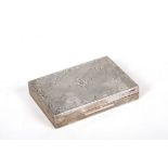 Powder box in chiseled 800 silver, gr. 300 ca.