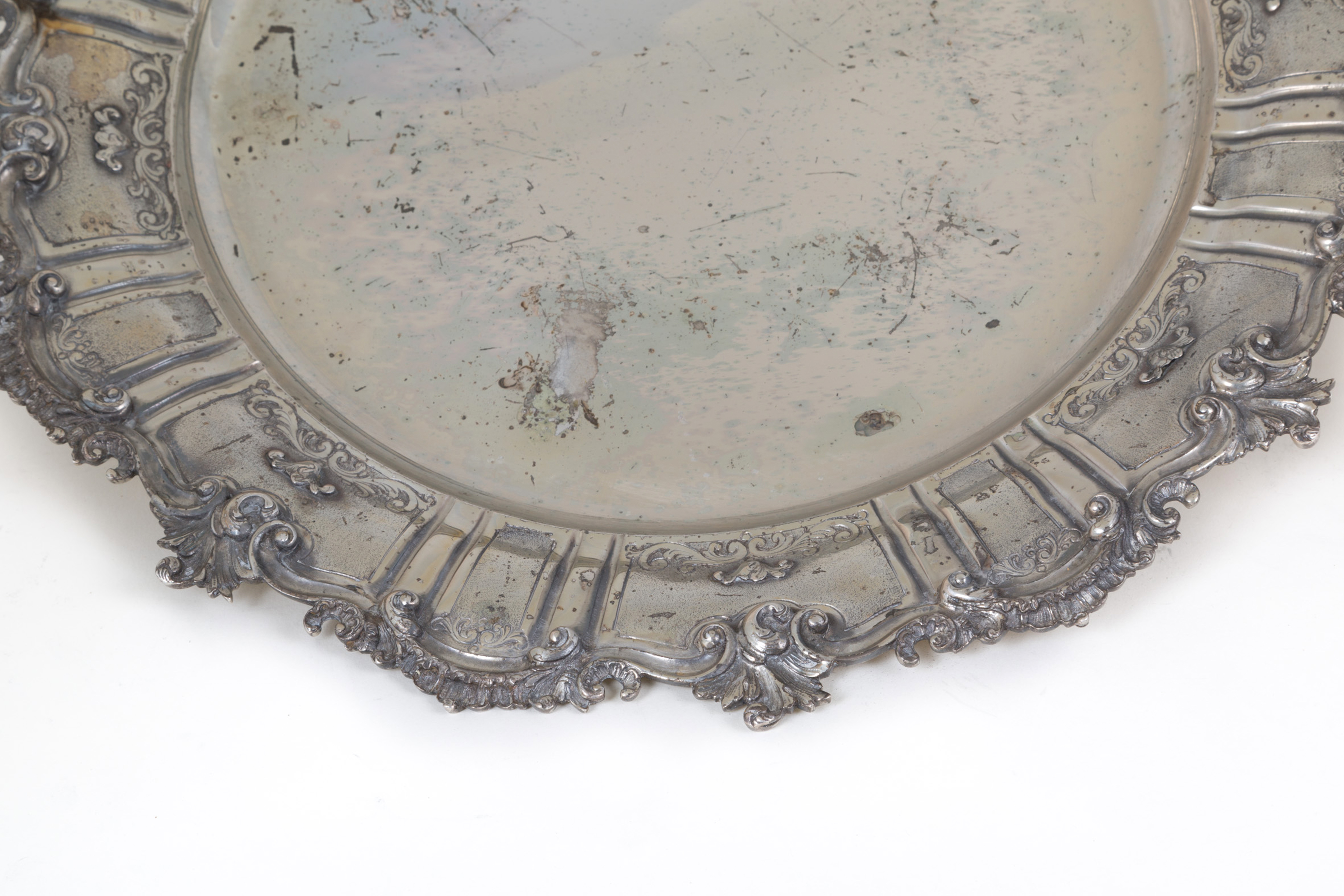 Silver plate, gr. 955 ca. Milan. 20th century - Image 2 of 3
