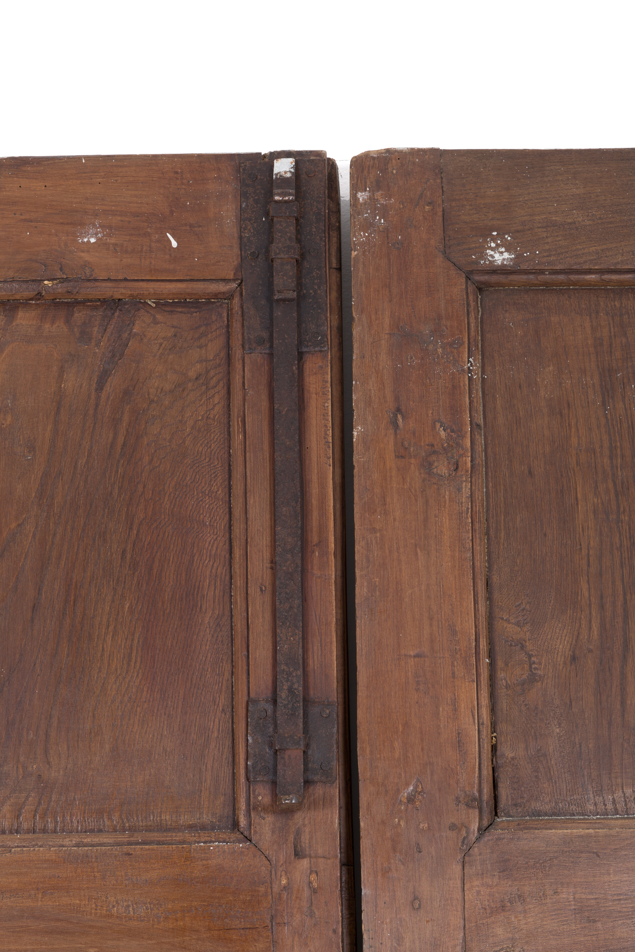 Double-leaf door in oak with coeval irons. 18th c - Image 3 of 5