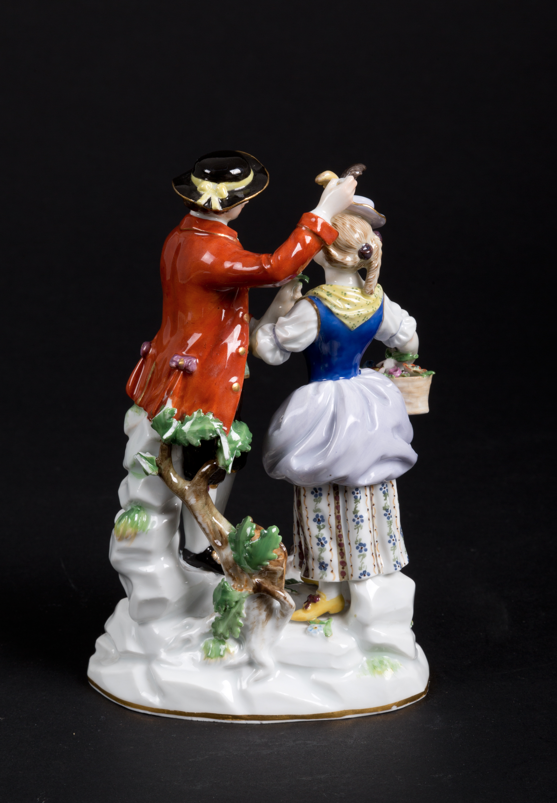 Meissen porcelain figurine. Late 18th-early 19th ce. - Image 3 of 5