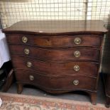 GEORGE III MAHOGANY SERPENTINE CHEST THE SHAPED TOP ABOVE FOUR GRADUATED DRAWERS ON SPLAY BRACKET