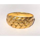 18CT GOLD KEEPER TYPE RING 5G APPROX SIZE P