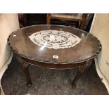 20TH CENTURY WALNUT OVAL SERPENTINE EDGED OCCAISIONAL TABLE