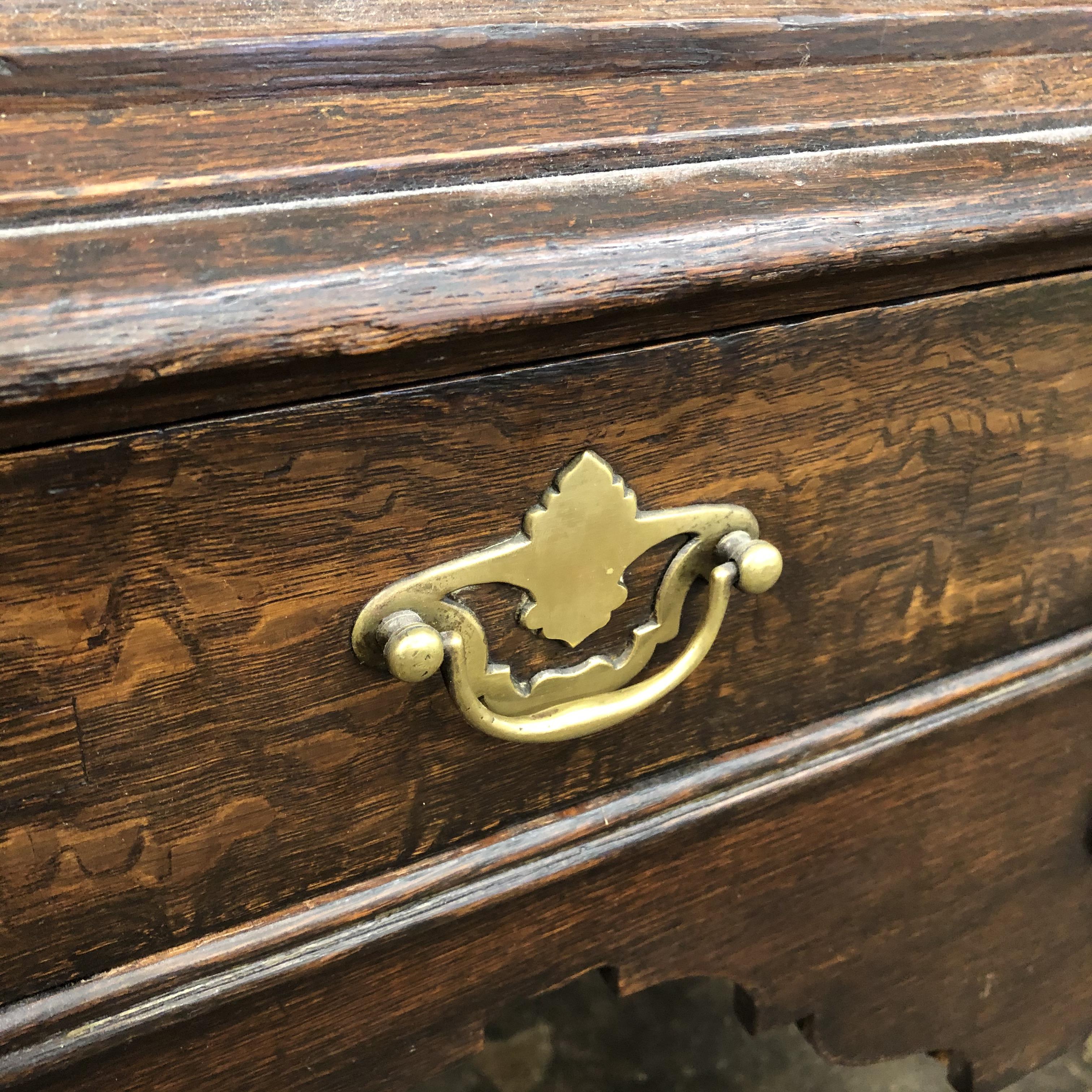 GEORGE II OAK CHEST ON STAND WITH CAVETTO MOULDED CORNICE,CARRIED ON CABRIOLE LEGS WITH PAD FEET. - Image 8 of 14