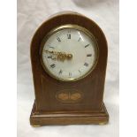 EDWARDIAN MAHOGANY AND MARQUETRY ARCHED CASED MANTEL TIMEPIECE,GILDED HANDS AND WHITE ENAMEL DIAL,