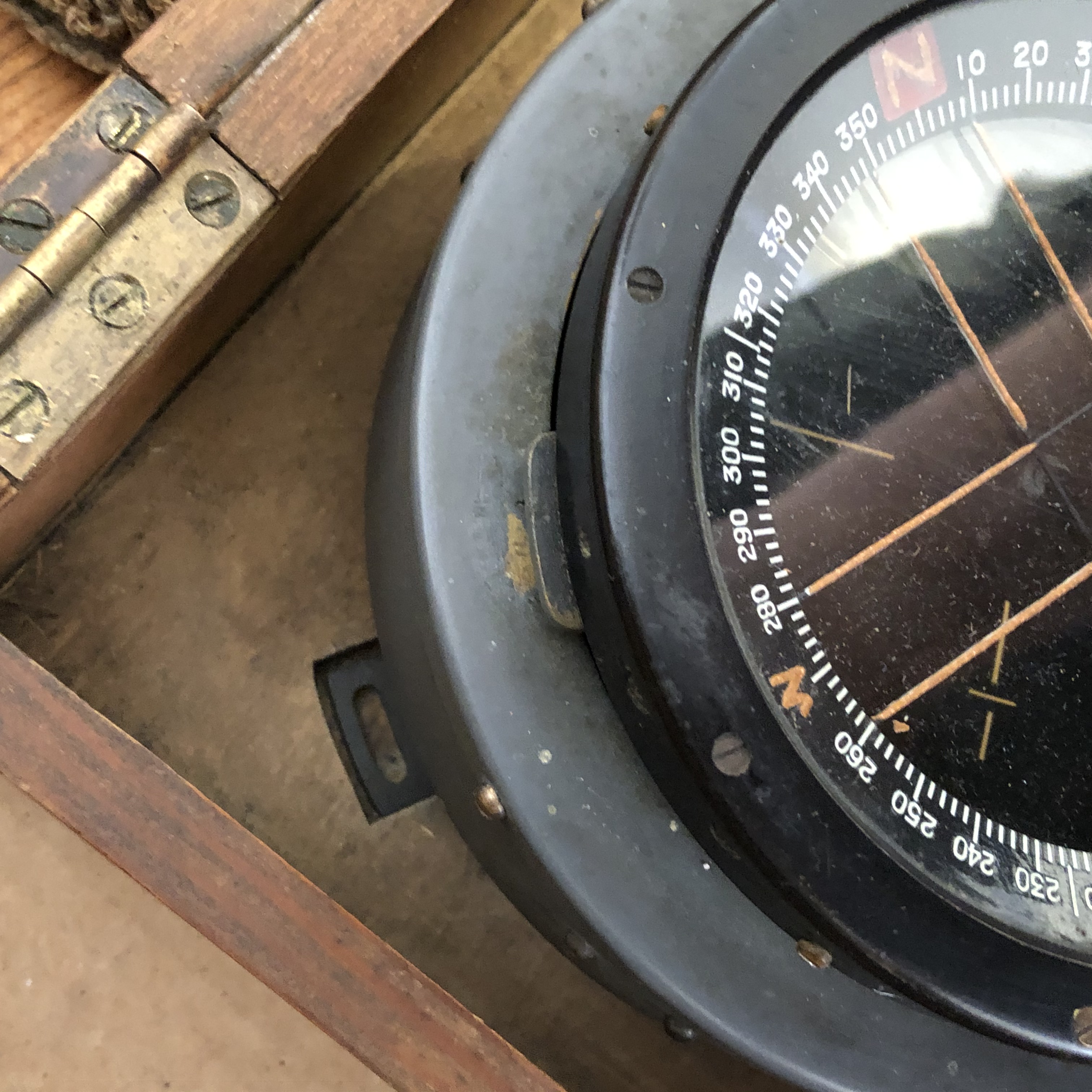 WWII BRITISH TYPE P6 SPITFIRE COMPASS IN BOX - Image 7 of 10