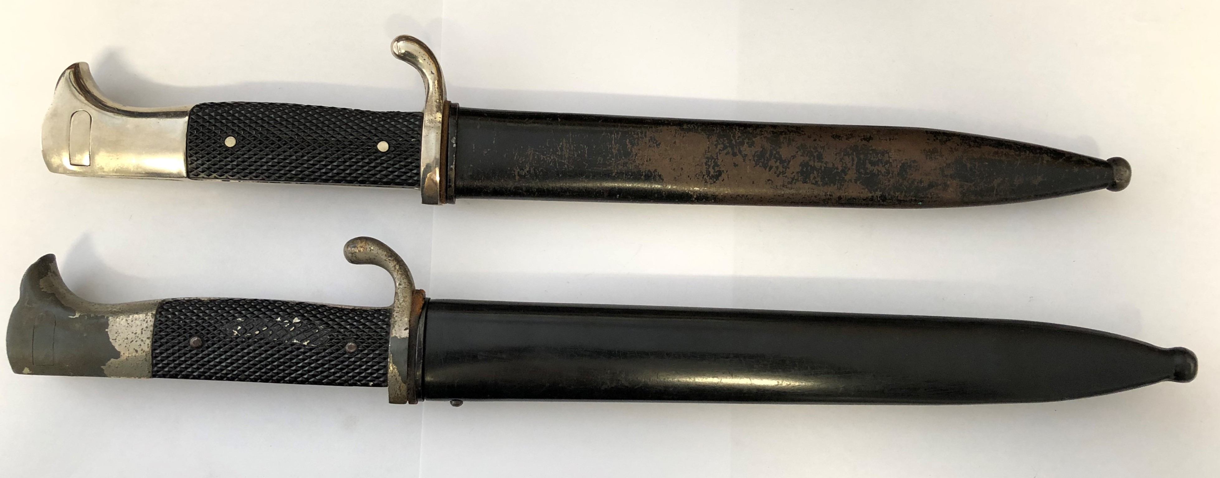 TWO WWII GERMAN DRESS BAYONETS IN SCABBARDS -ONE WITH ENGRAVED BLADE - Image 3 of 12