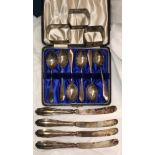 CASED SET OF SIX SILVER TEASPOONS,