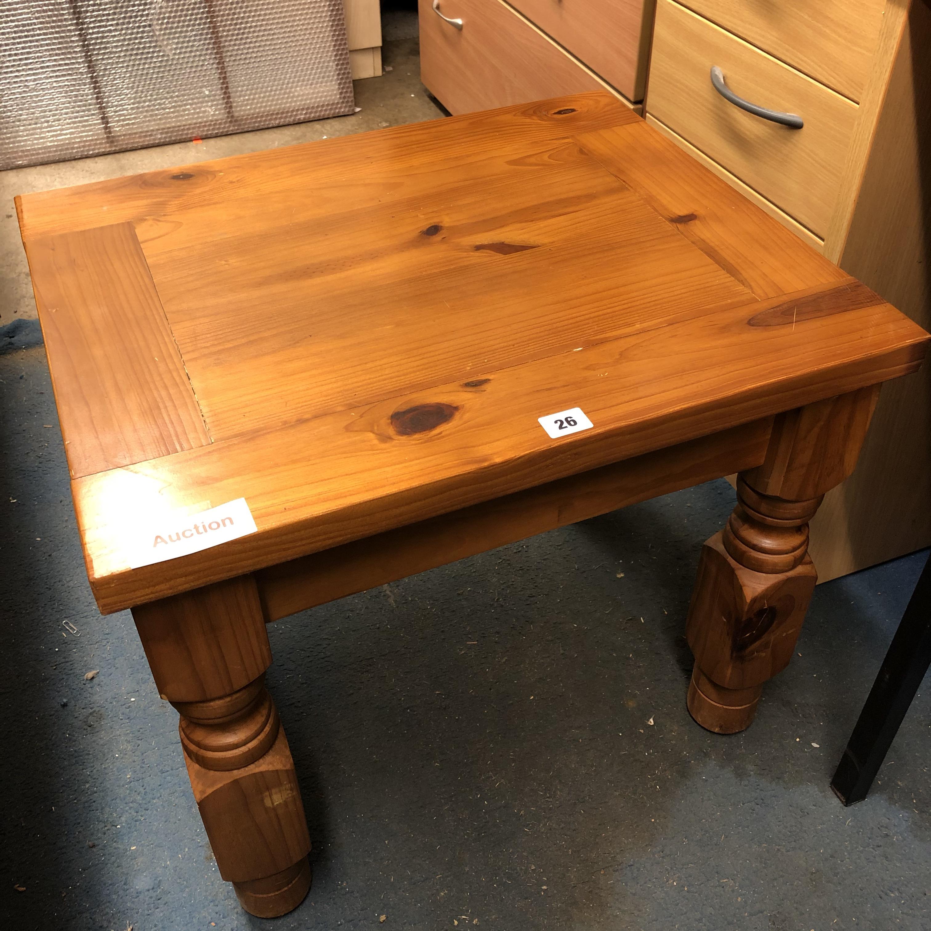 PINE CHUNKY TURNED LEG LAMP TABLE