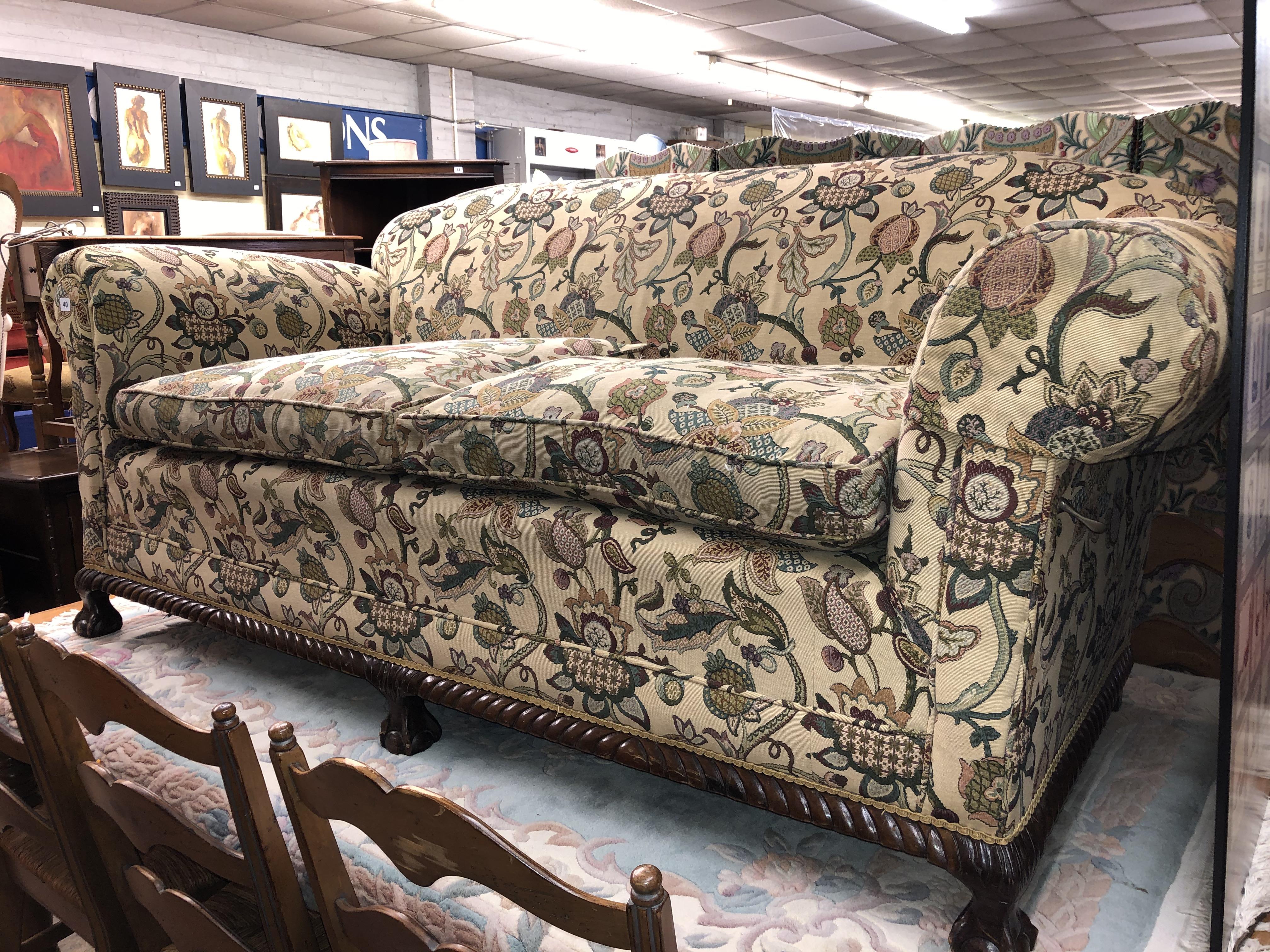 GOOD QUALITY EDWARDIAN GADROONED SHOW FRAME DROP ARM SOFA UPHOLSTERED IN FLORAL FABRIC