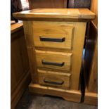 MATCHING OAK THREE DRAWER CHEST