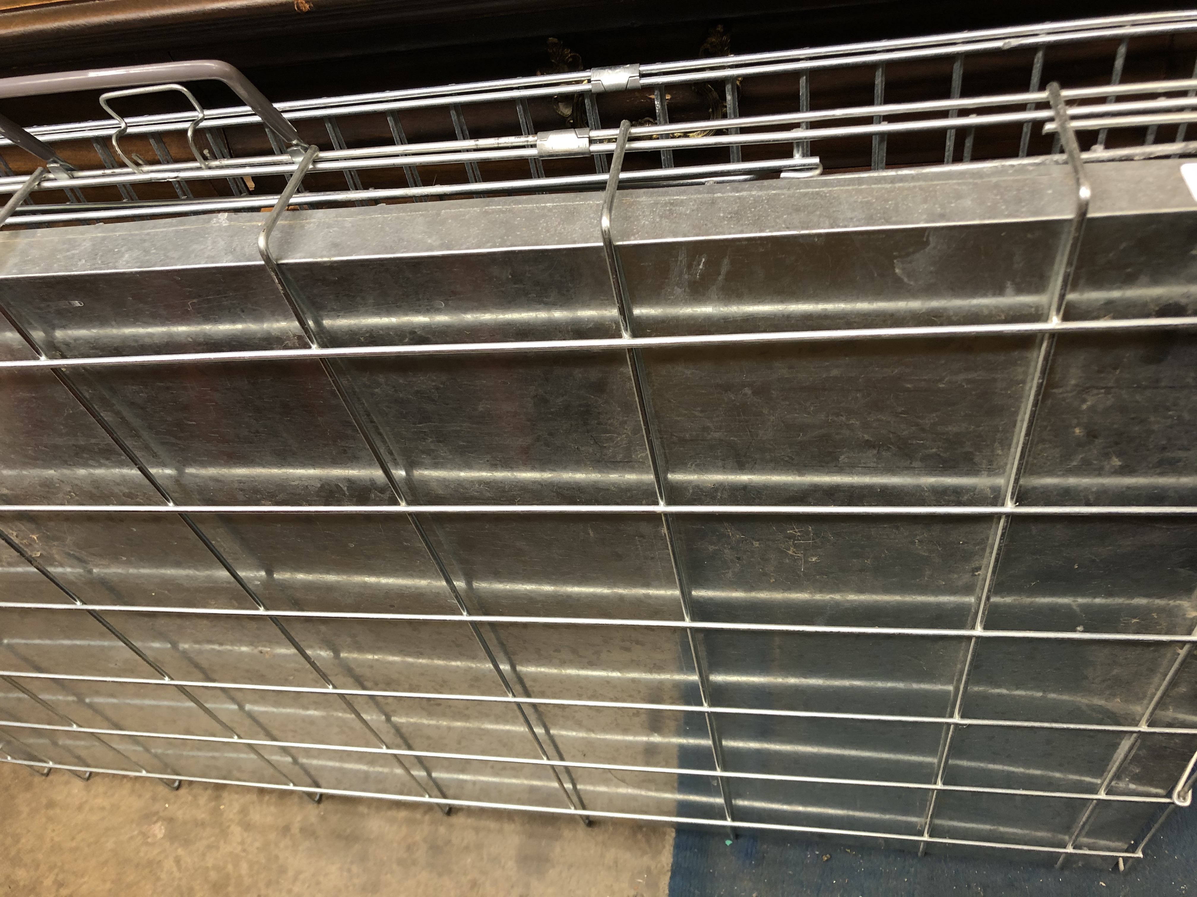 GALVANISED AND WIRE WORK DOG TRAVEL CAGE - Image 2 of 2