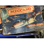 MECCANO HYPERSPACE CONSTRUCTION KIT AND A BOX OF LOOSE MECCANO