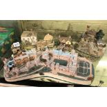 SHELF OF DANBURY MINT WINDSOR CASTLE MODEL AND VARIOUS OTHER COTTAGE MODELS